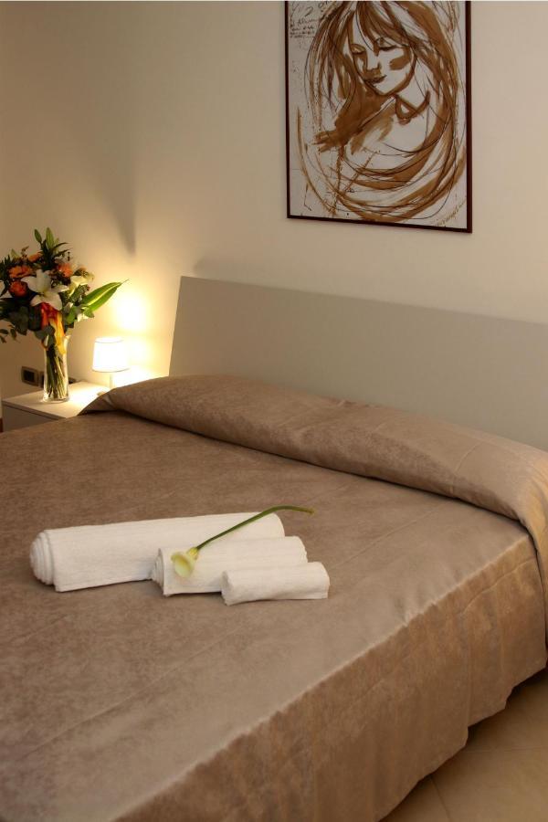 Dimoraviapiadue Apartment ซาโวนา ภายนอก รูปภาพ